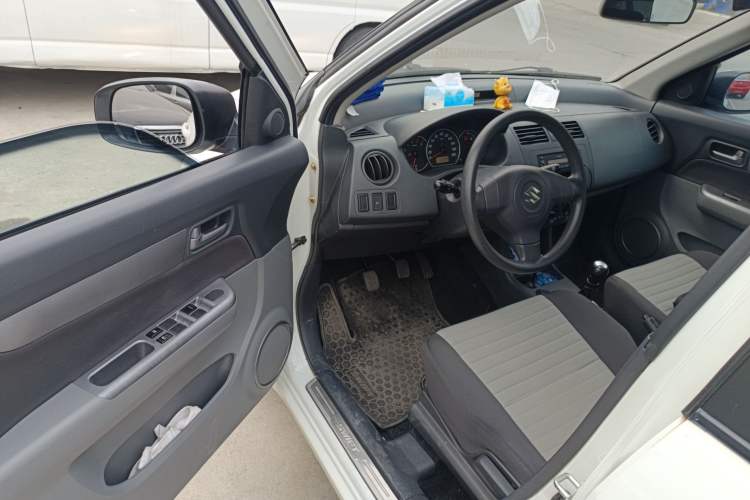 Used Suzuki Swift 2014 1.3L Manual Standard Edition
