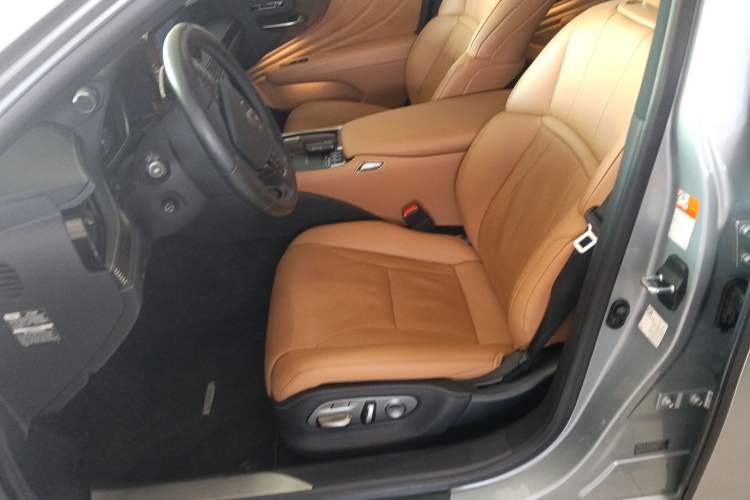 Used Lexus LS 2021 500h Excellence Edition
