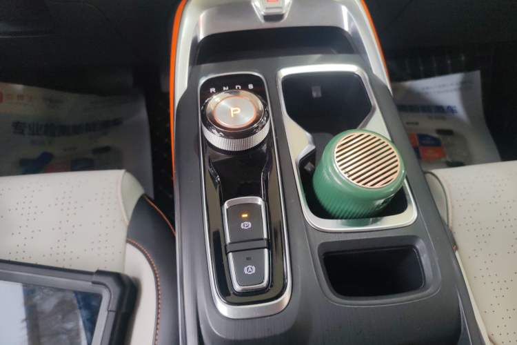 Used SOL X6 2022 1.5T DCT Sound Intelligence Edition
