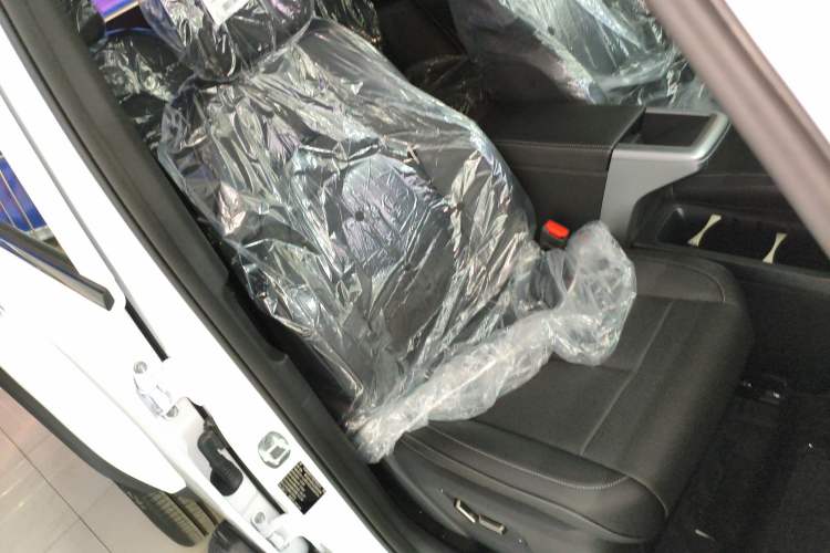 Used iCAR V23 2025 401 Two-Wheel Drive Advanced Edition
