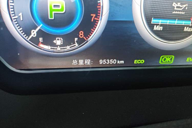 Used BYD Qin New Energy 2015 1.5T Dual-Crown Flagship Plus Edition
