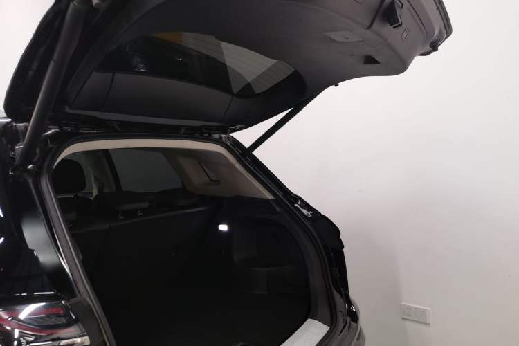 Used Hongqi HS5 2023 2.0T Qixiang Pro Edition
