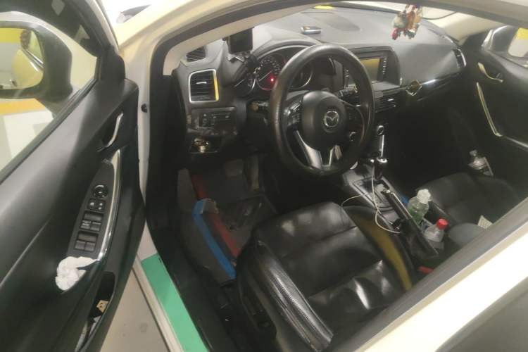 Used Mazda CX-5 2013 2.5L Automatic 4x4 Luxury Version
