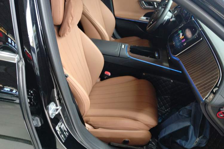 Used Mercedes-Benz E-Class 2025 E 300 L Stylish Model
