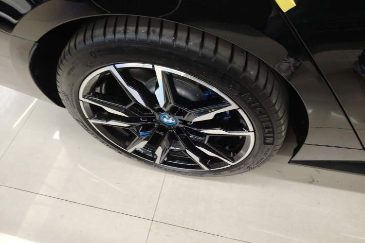 Used BMW i4 2023 M50
