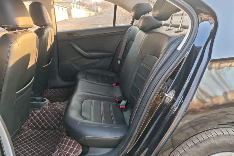 Used Volkswagen Santana 2021 1.5L Automatic Fashion Edition