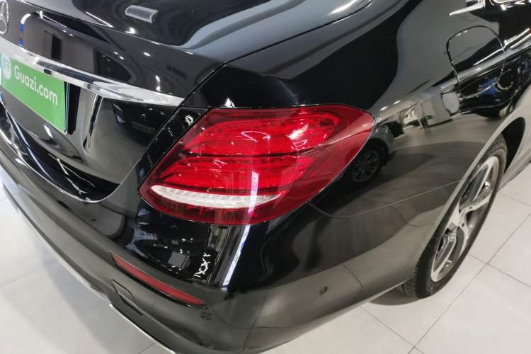 Used Mercedes-Benz E-Class 2019 E 300 L Sport Luxury Edition
