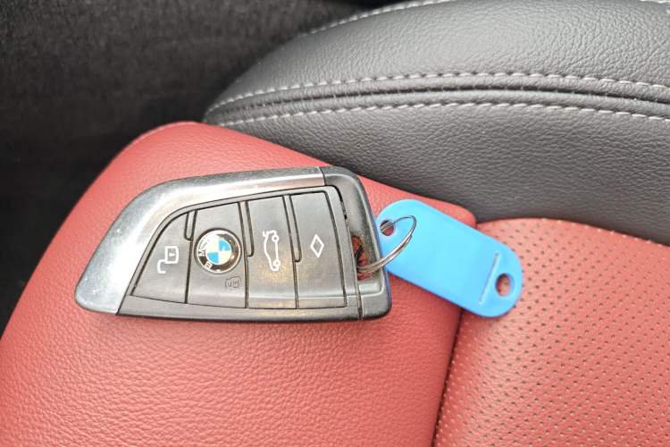 Used BMW i3 2022 eDrive 35 L Vehicle Key