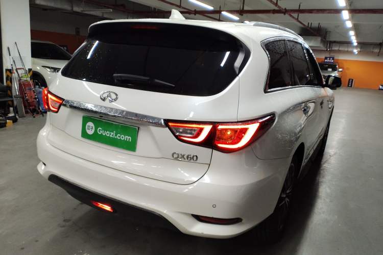 Used Infiniti QX60 2016 2.5 S/C Hybrid Two-Wheel-Drive Excellence Edition China V Standard