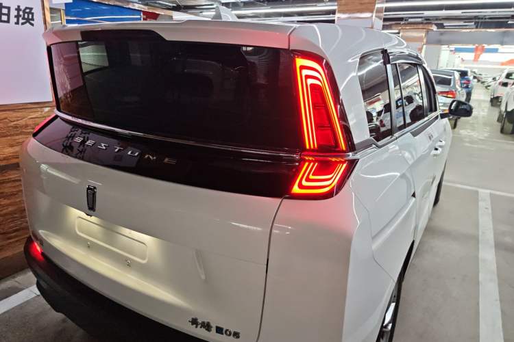 Used Bestune NAT 2023 PRO Comfortable Travel Battery-Swap Version 401km Right Rear Taillight