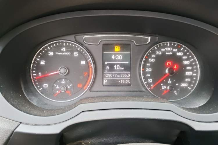 Used Audi Q3 2017 30 TFSI Fashion Model