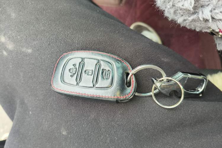 Used Hyundai ix25 2015 1.6L Automatic Two-Wheel Drive Smart GLS Trim
