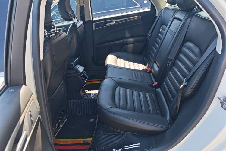 Used Ford Mondeo 2013 2.0L GTDi 200 Fashion Edition
