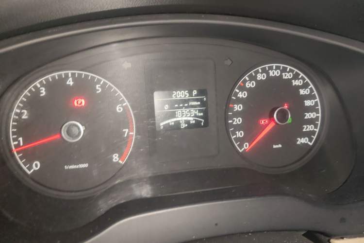 Used Volkswagen Sagitar 2012 1.6L Automatic Comfort Edition Odometer Close Up