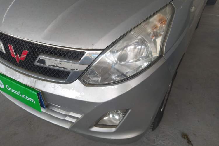 Used Wuling Rongguang V 2016 1.2L Standard Version