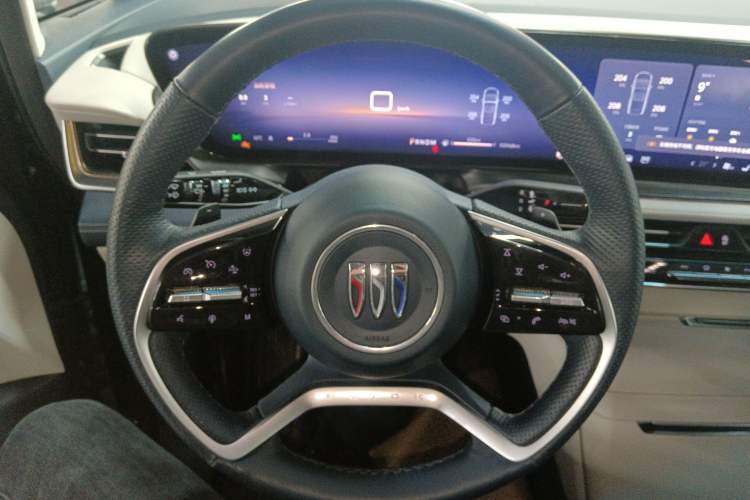 Used Buick Century 2023 2.0T Four-Seat Private Edition Steering Wheel