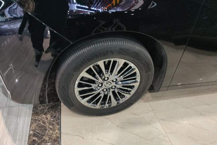 Used Toyota Alphard 2019 Dual-Engine 2.5L Prestige Edition
