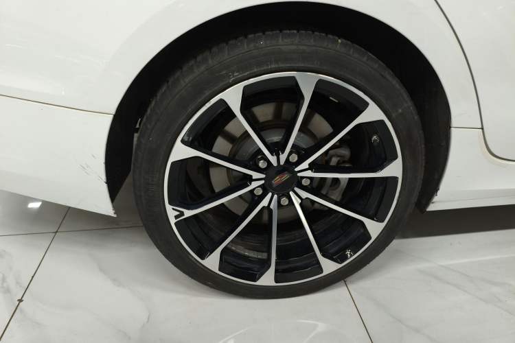 Used Cadillac ATS-L 2017 28T Tech Edition Right Rear Wheel Hub