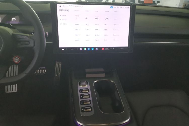 Used Xiaomi Auto SU7 2024 Four-Wheel Drive Ultra-Long Range Advanced Intelligent Driving Max Edition
