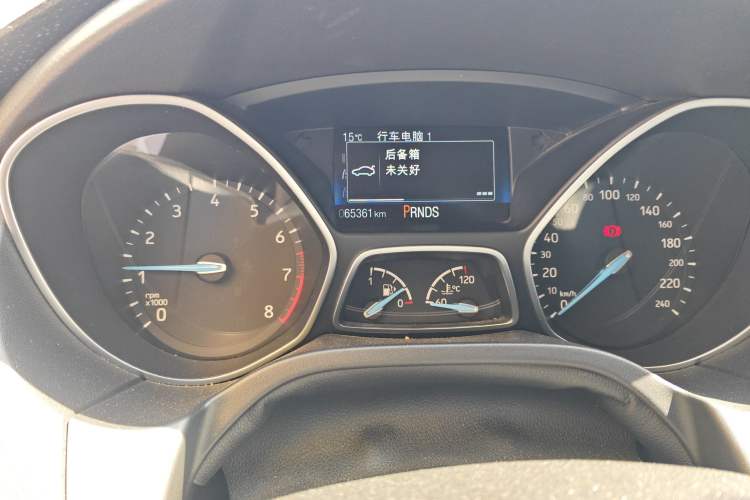 Used Ford Focus 2018 Hatchback Classic EcoBoost 180 Automatic Elite Model Instrument Cluster