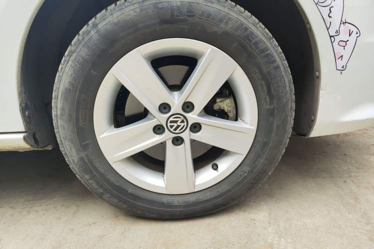 Used Volkswagen Bora 2014 1.6L Automatic Fashion Model