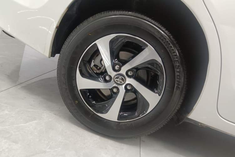 Used Toyota Levin 2017 Revised 185T CVT Elite Edition China V Standard Right Rear Wheel Hub