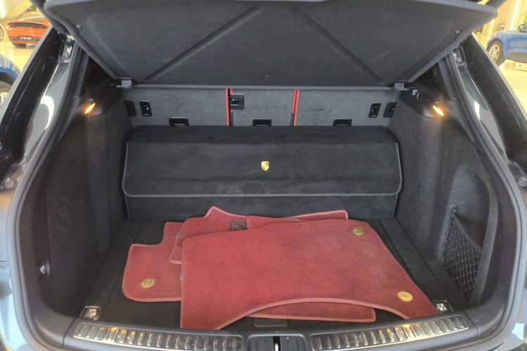 Used Porsche Macan 2021 Macan 2.0T