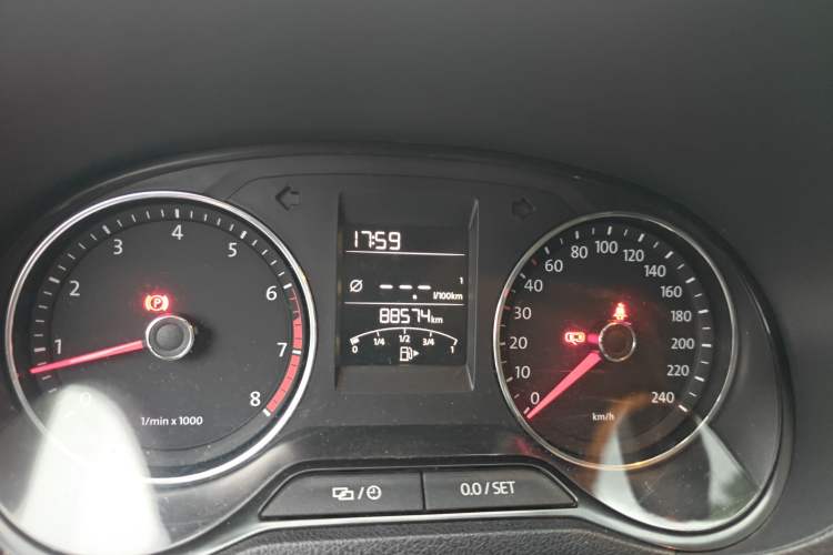 Used Volkswagen Polo 2014 1.6L Manual Comfort Edition Instrument Cluster