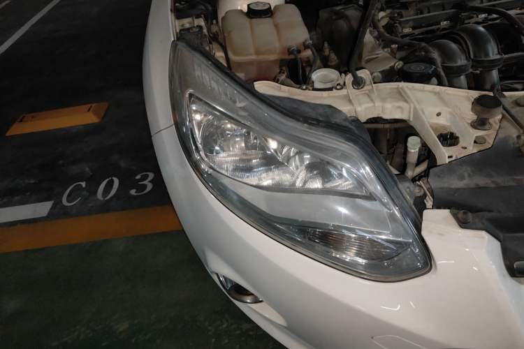 Used Ford Focus 2012 Sedan 1.6L Automatic Fashion Edition
