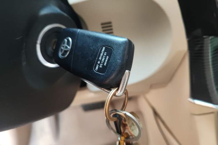 Used Toyota Corolla 2014 1.6L CVT GL-i