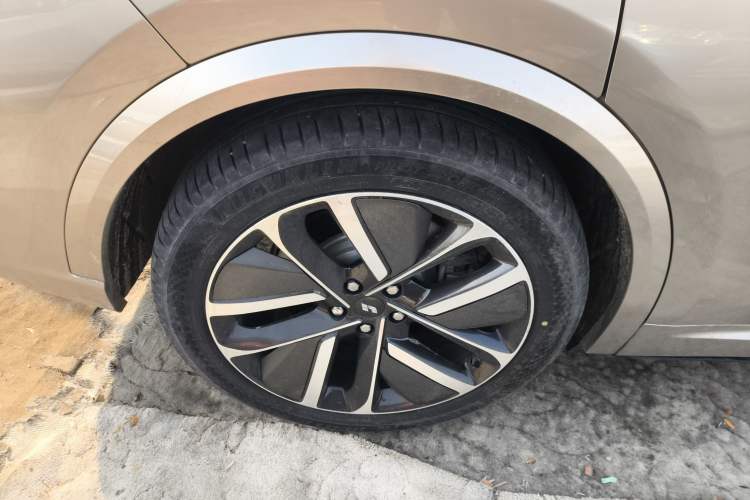 Used Li Auto L9 2022 Max model