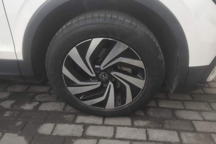 Used Volkswagen Tiguan L 2022 330TSI Automatic Two-Wheel Drive Smart Edition