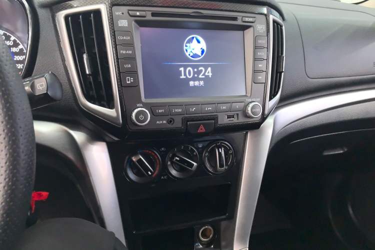 Used Venucia T70 2016 1.6L Manual Ruixing Edition Audio And AC Panel