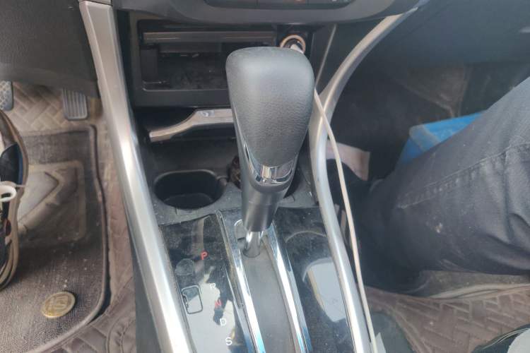 Used Honda Crider 2016 1.8L CVT Comfort Version Gear Lever