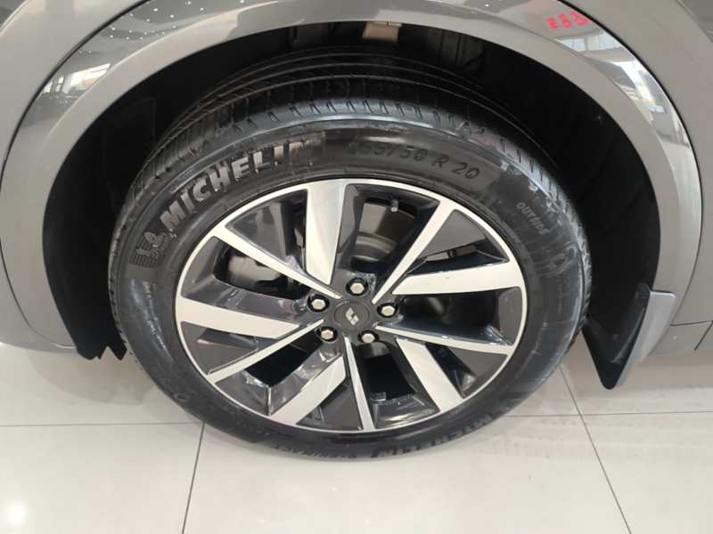 Used Li Auto L7 2023 Air model — 22