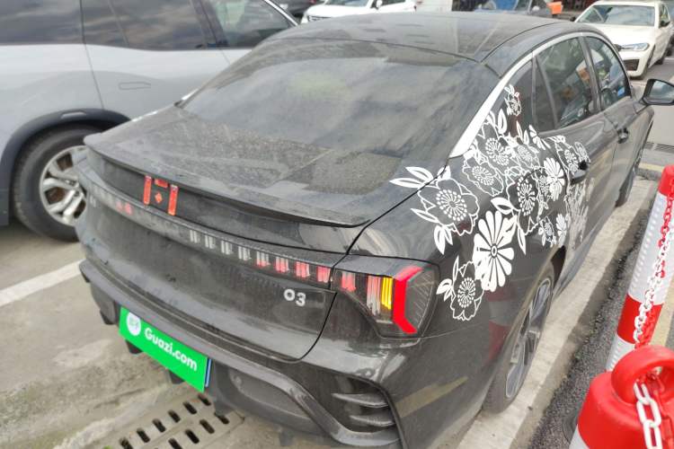 Used Lynk & Co 03 2023 2.0TD DCT JingPro Rear Right 45 Deg