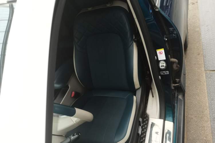 Used ORA Good Cat 2021 400km Standard Range Athena Edition Lithium-Ion Battery