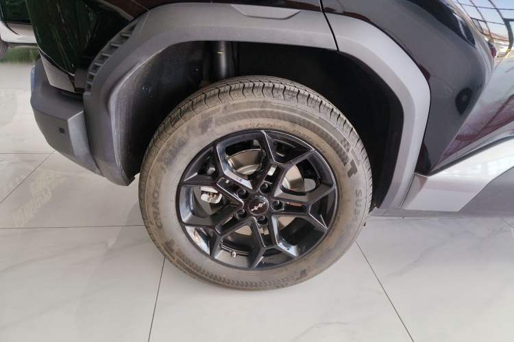 Used Formula Leopard Titanium 3 2025 501 km Range Rear-Wheel Drive Intelligent Driving Max Edition