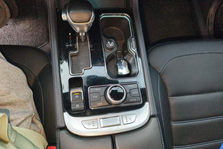 Used BAIC Off-Road BJ40 2019 PLUS 2.3T Automatic Four-Wheel Drive Premium Edition China VI