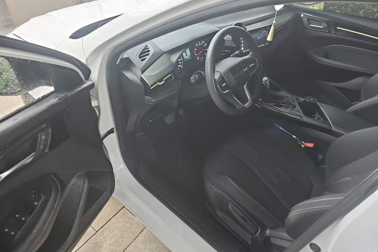 Used Roewe i5 2021 1.5L CVT Platinum Edition Driver Seat