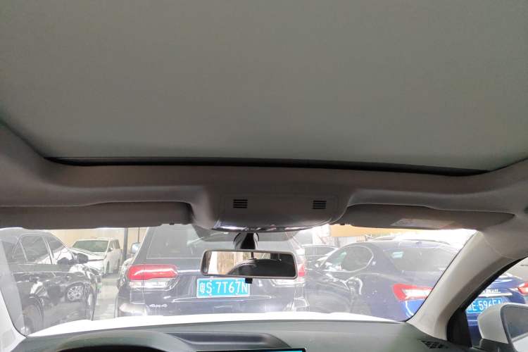 Used Volkswagen Tharu 2019 280TSI Two-Wheel Drive Luxury Edition China V Standard
