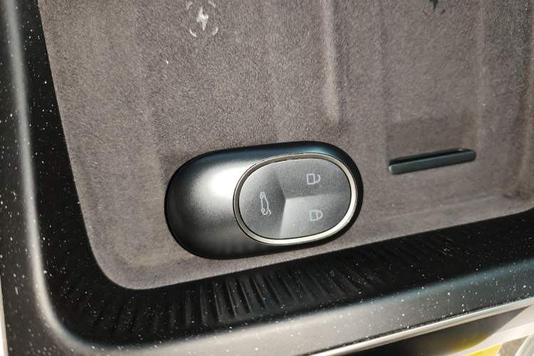 Used Nio ET5 2025 75 kWh