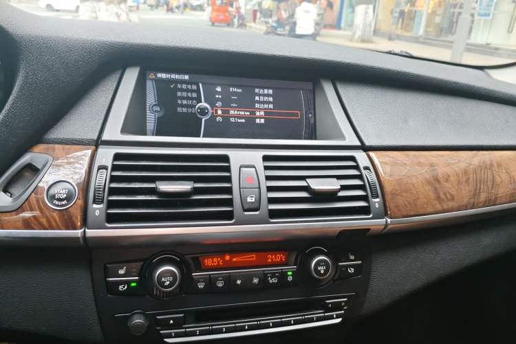 Used BMW X6 2011 xDrive35i
