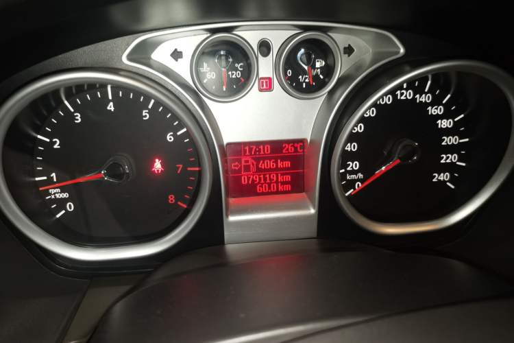 Used Ford Focus 2011 Hatchback 1.8L Automatic Fashion Edition Odometer Close Up