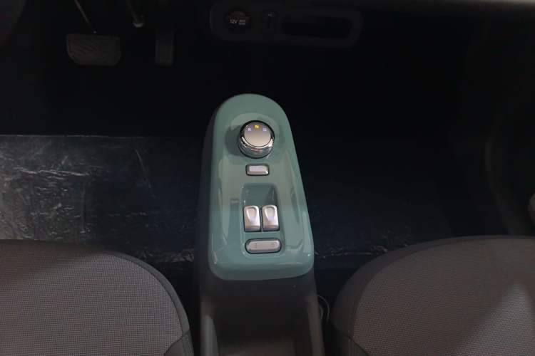 Used CHANGAN NEVO Lumin 2024 130km Qingyue Version Gear Lever