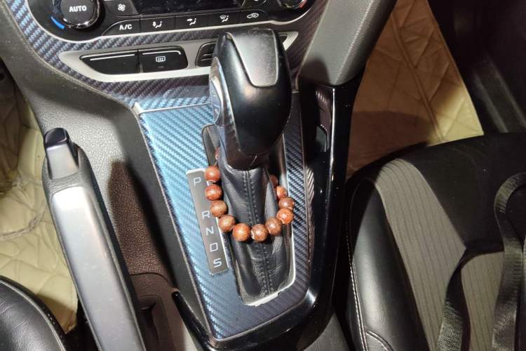 Used Ford Focus 2012 Hatchback 2.0L Automatic Luxury Sport Model
