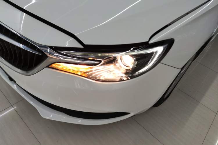 Used Buick GT 2019 15T Dual-Clutch Advanced Version China VI Standard
