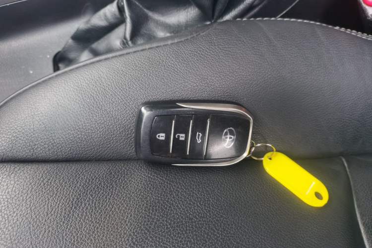 Used Toyota Prado 2016 2.7L Automatic Standard Edition
