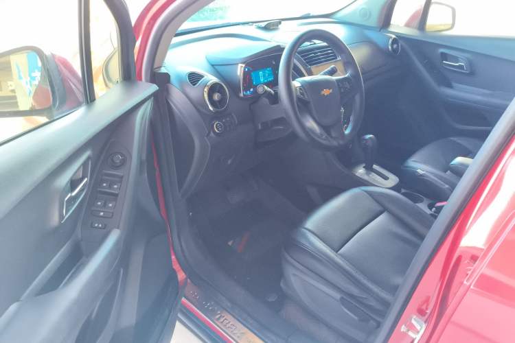 Used Chevrolet Trax 2016 1.4T Automatic Two-Wheel Drive Comfort Version with Sunroof