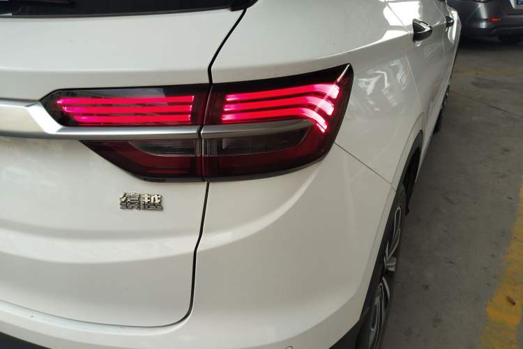 Used Geely Auto Coolray 2019 260T DCT Knight China VI Standard Exterior 3